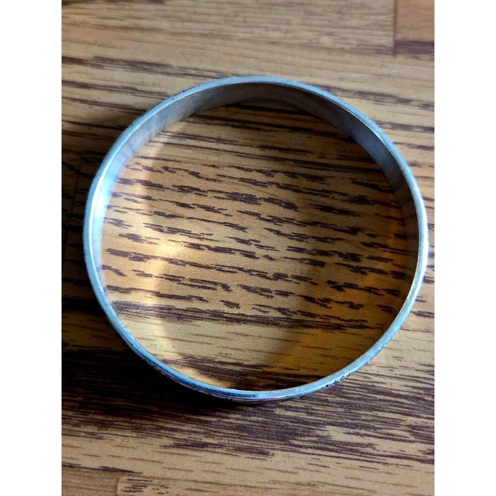 BRIGHTON "Dream Token" Vintage Silver Etched Bangle Bracelet CLASSIC CHIC! - Picture 5 of 8